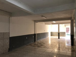 Loja com 130m² no bairro Santa Rosa de Lima em Porto Alegre para Alugar