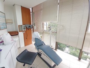 Salas/Conjuntos com 38m² no bairro Petrópolis em Porto Alegre para Alugar