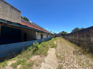 Loja com 1.200m² no bairro Floresta em Porto Alegre para Alugar