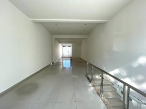 Loja com 97m² no bairro Auxiliadora em Porto Alegre para Alugar