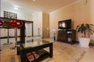 Casa com 290m², 4 dormitórios no bairro Espirito Santo em Porto Alegre para Alugar