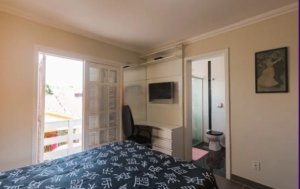 Casa com 290m², 4 dormitórios no bairro Espirito Santo em Porto Alegre para Alugar