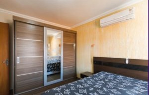 Casa com 290m², 4 dormitórios no bairro Espirito Santo em Porto Alegre para Alugar