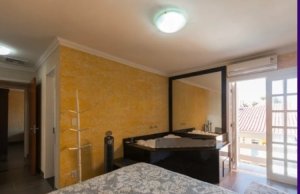 Casa com 290m², 4 dormitórios no bairro Espirito Santo em Porto Alegre para Alugar