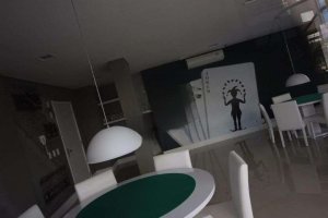 Apartamento com 158m², 4 dormitórios no bairro Menino Deus em Porto Alegre para Alugar