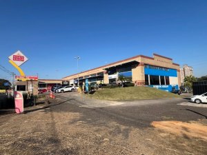 Loja com 318m² no bairro Sarandi em Porto Alegre para Alugar