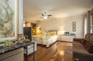 Apartamento com 280m², 5 dormitórios no bairro Petrópolis em Porto Alegre para Alugar