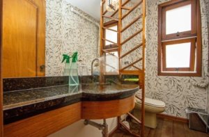 Apartamento com 280m², 5 dormitórios no bairro Petrópolis em Porto Alegre para Alugar