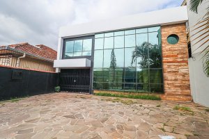 Loja com 497m² no bairro Navegantes em Porto Alegre para Alugar