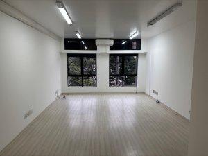 Conjunto/Sala com 37m² no bairro Petrópolis em Porto Alegre para Alugar