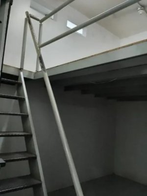 Loja com 200m² no bairro Cavalhada em Porto Alegre para Alugar