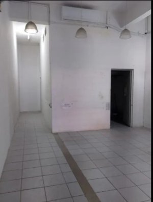 Loja com 200m² no bairro Cavalhada em Porto Alegre para Alugar