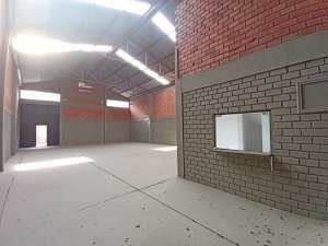 Galpão com 260m² no bairro Anchieta em Porto Alegre para Alugar