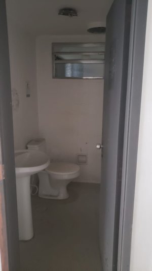 Loja com 250m² no bairro Passo da Areia em Porto Alegre para Alugar