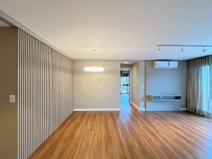 Apartamento com 87m², 2 dormitórios no bairro Moinhos de Vento em Porto Alegre para Alugar