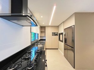 Apartamento com 87m², 2 dormitórios no bairro Moinhos de Vento em Porto Alegre para Alugar