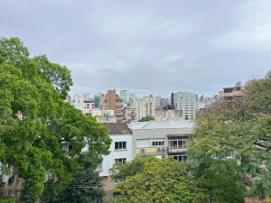 Apartamento com 87m², 2 dormitórios no bairro Moinhos de Vento em Porto Alegre para Alugar