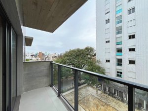 Apartamento com 87m², 2 dormitórios no bairro Moinhos de Vento em Porto Alegre para Alugar