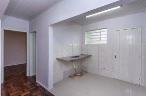 Casa com 90m², 3 dormitórios no bairro Chácara das Pedras em Porto Alegre para Alugar