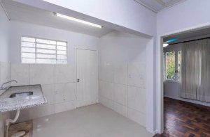 Casa com 90m², 3 dormitórios no bairro Chácara das Pedras em Porto Alegre para Alugar