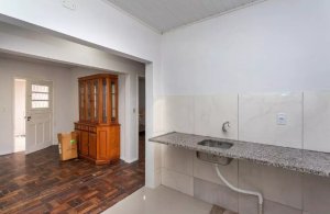 Casa com 90m², 3 dormitórios no bairro Chácara das Pedras em Porto Alegre para Alugar