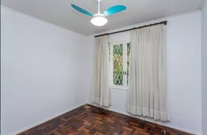 Casa com 90m², 3 dormitórios no bairro Chácara das Pedras em Porto Alegre para Alugar