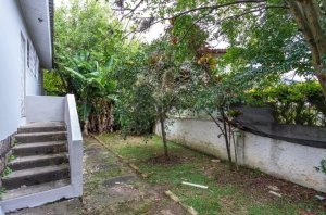 Casa com 90m², 3 dormitórios no bairro Chácara das Pedras em Porto Alegre para Alugar