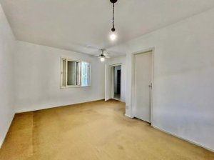 Casa com 250m², 3 dormitórios no bairro Espirito Santo em Porto Alegre para Alugar