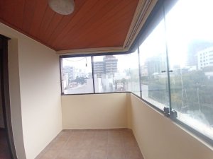 Apartamento com 126m², 2 dormitórios no bairro Moinhos de Vento em Porto Alegre para Alugar