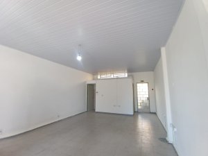 Loja com 65m² no bairro Partenon em Porto Alegre para Alugar