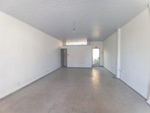 Loja com 65m² no bairro Partenon em Porto Alegre para Alugar