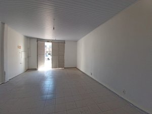 Loja com 65m² no bairro Partenon em Porto Alegre para Alugar