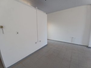 Loja com 65m² no bairro Partenon em Porto Alegre para Alugar