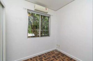 Casa com 218m², 2 dormitórios no bairro Rio Branco em Porto Alegre para Alugar