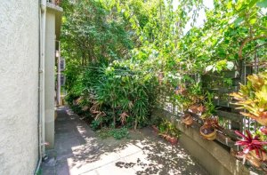 Casa com 218m², 2 dormitórios no bairro Rio Branco em Porto Alegre para Alugar