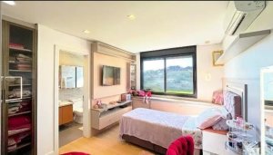 Casa com 340m², 4 dormitórios no bairro Vila Nova em Porto Alegre para Alugar