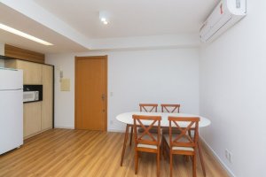 Apartamento com 60m², 1 dormitório no bairro Três Figueiras em Porto Alegre para Alugar