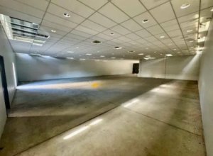 Galpão com 700m² no bairro Restinga em Porto Alegre para Alugar