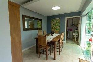 Casa com 350m², 4 dormitórios no bairro Jardim Itu em Porto Alegre para Alugar