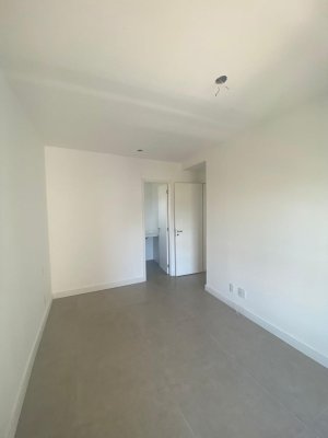 Apartamento com 58m², 2 dormitórios no bairro Jardim do Salso em Porto Alegre para Alugar