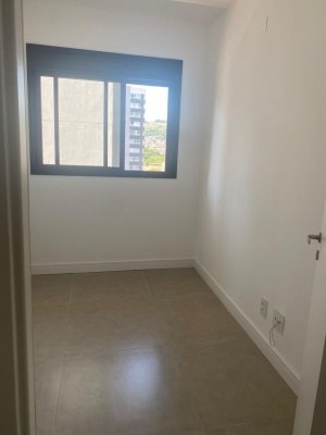 Apartamento com 58m², 2 dormitórios no bairro Jardim do Salso em Porto Alegre para Alugar
