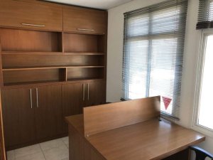 Conjunto/Sala com 30m² no bairro Menino Deus em Porto Alegre para Alugar