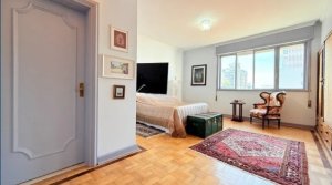 Apartamento com 270m², 4 dormitórios no bairro Independência em Porto Alegre para Alugar