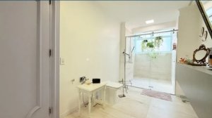 Apartamento com 270m², 4 dormitórios no bairro Independência em Porto Alegre para Alugar