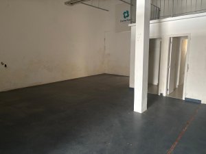 Galpão com 336m² no bairro São Geraldo em Porto Alegre para Alugar