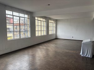 Galpão com 336m² no bairro São Geraldo em Porto Alegre para Alugar