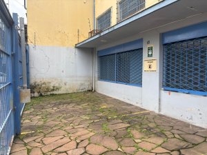 Galpão com 336m² no bairro São Geraldo em Porto Alegre para Alugar