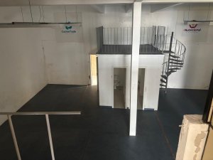 Galpão com 336m² no bairro São Geraldo em Porto Alegre para Alugar