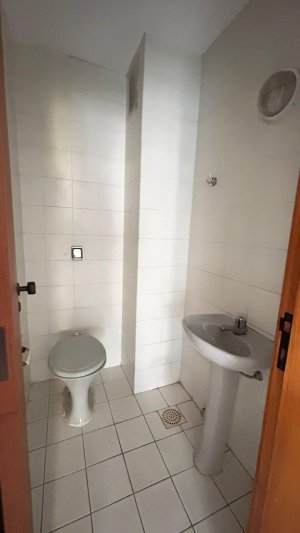 Salas/Conjuntos com 29m² no bairro Floresta em Porto Alegre para Alugar