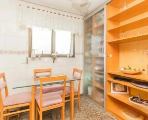 Apartamento com 185m², 3 dormitórios no bairro Petrópolis em Porto Alegre para Alugar